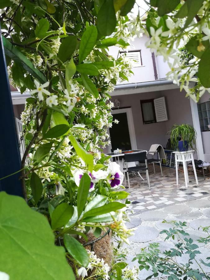 Holiday Home Nadia Pula Exterior foto